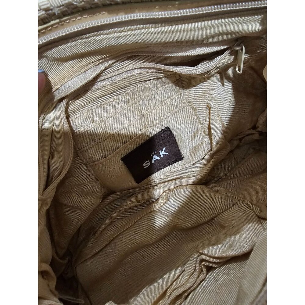The Sak Boho Bag Purse - Look Closely at photos, slight discoloration - Picture 8 of 11